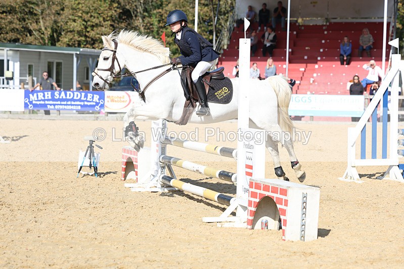 3E7A7874 - Class 4: 70cm open