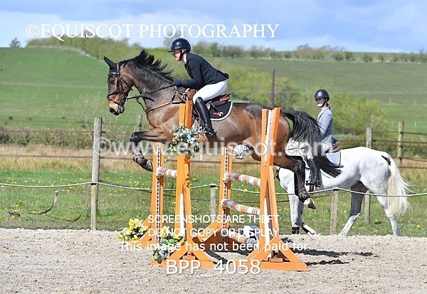 BPP_4058 - CLASS 6 FRI Senior Newcomers/ 1.10m Open