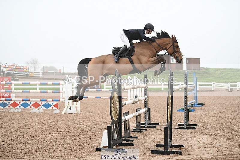 241103A-150018-08679 - SUN Cls 23 National 1.30 and 1.40m