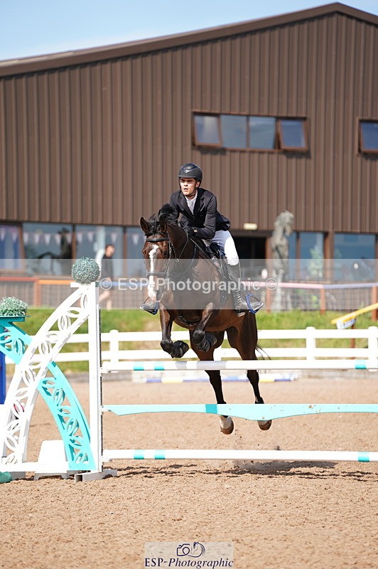 240803A-161546-09198 - Cls 40 Snr 1.15m Open