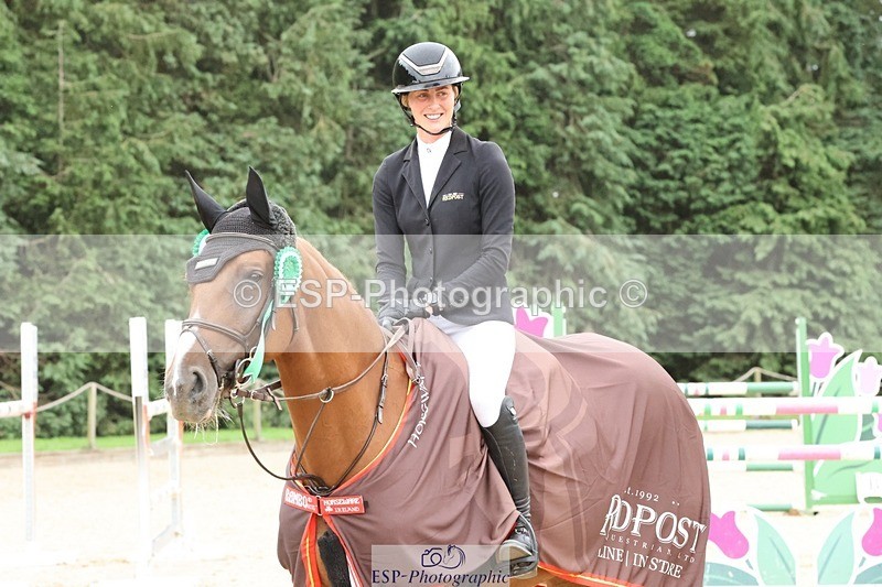 240817-162658-02987 - 06A Snr Fox 1.20m open