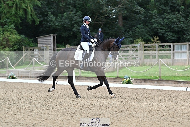 240810-101839-02634 - 195-Isobel.Goodwin-Milano.van.hof.olympia