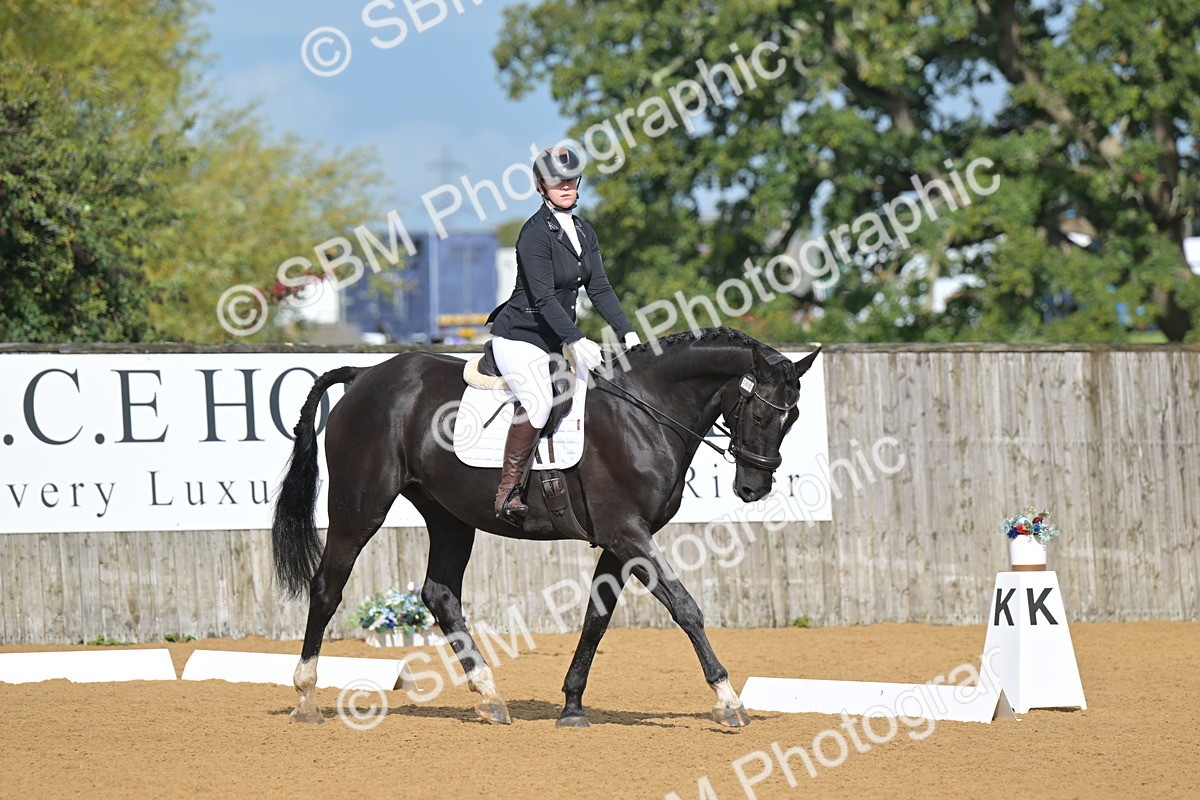 SBM_03705 - D2 - Small Tour Championship Intro 2