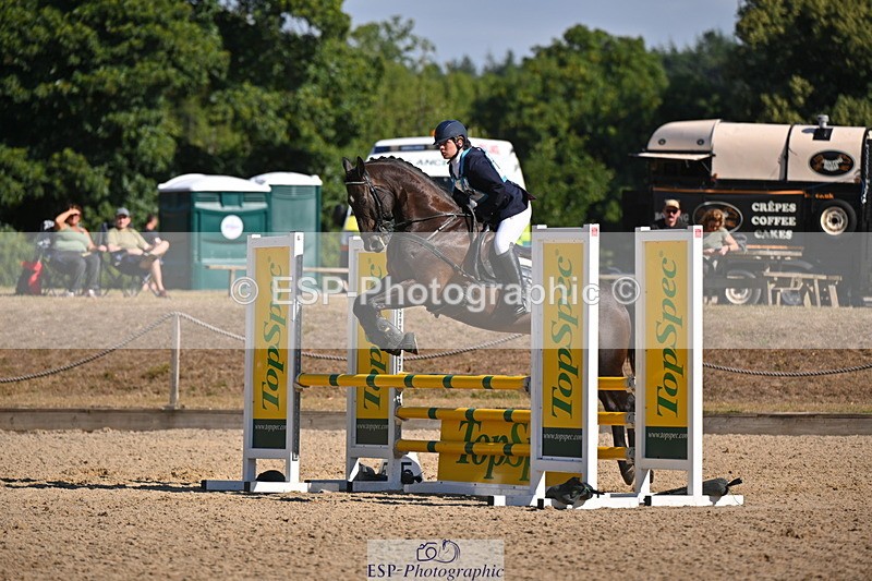 250802A-094433-00229 - C-106-Eloise.Starr-CRUISE.LIGHTLY