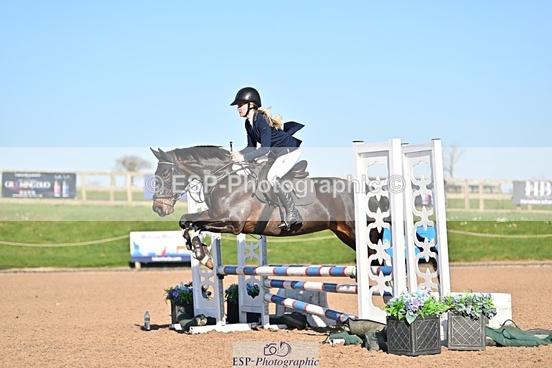 250401-170540-00262 - 70cm classes