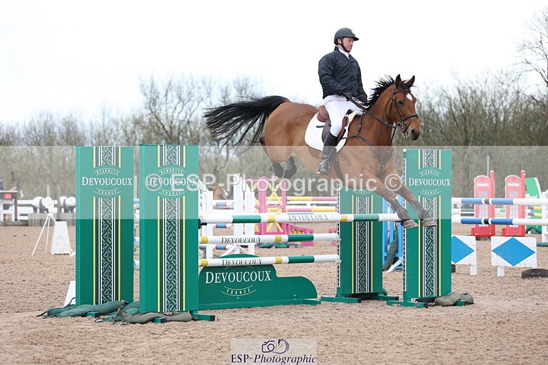 240223A-135239-01713 - Cls 5 Newcomers and 1.10m Open