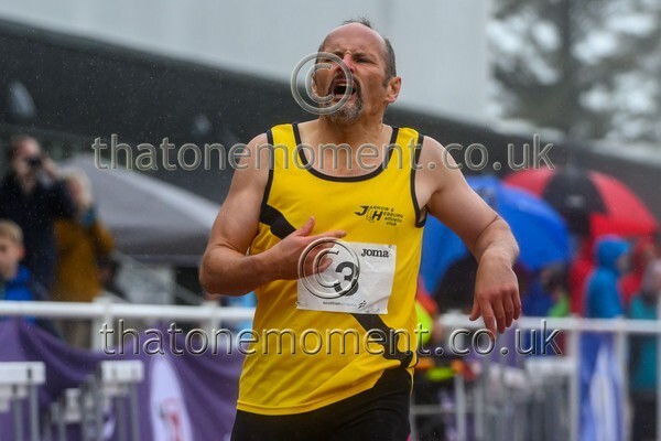 ComMast25-920959 - Track Male Set Two