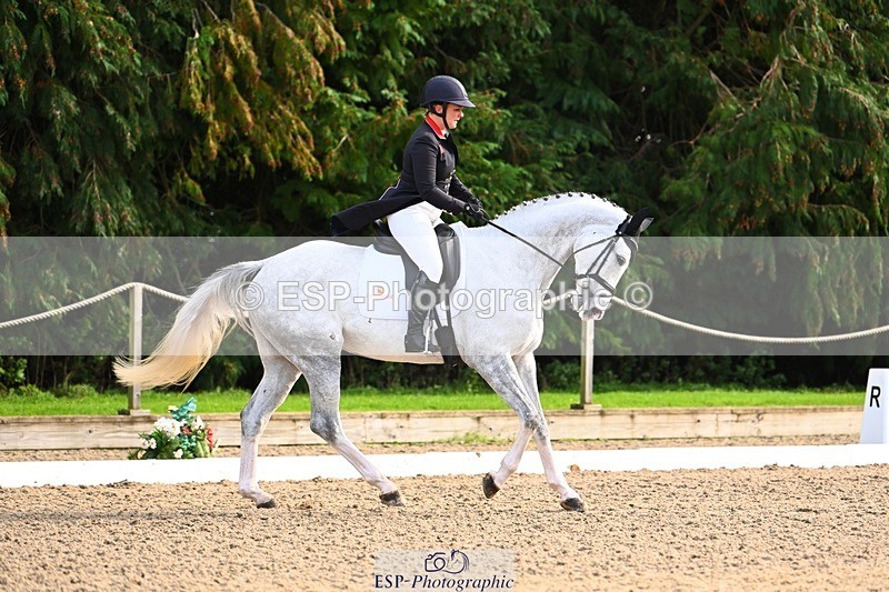 231021-140819-18648 - 250-COOLEY.COUTURE-Gemma.Stevens-DR