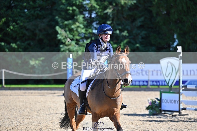 241027-115911-17079 - 450-Erin.Dovey-MONEYHILLS.PAGEANT