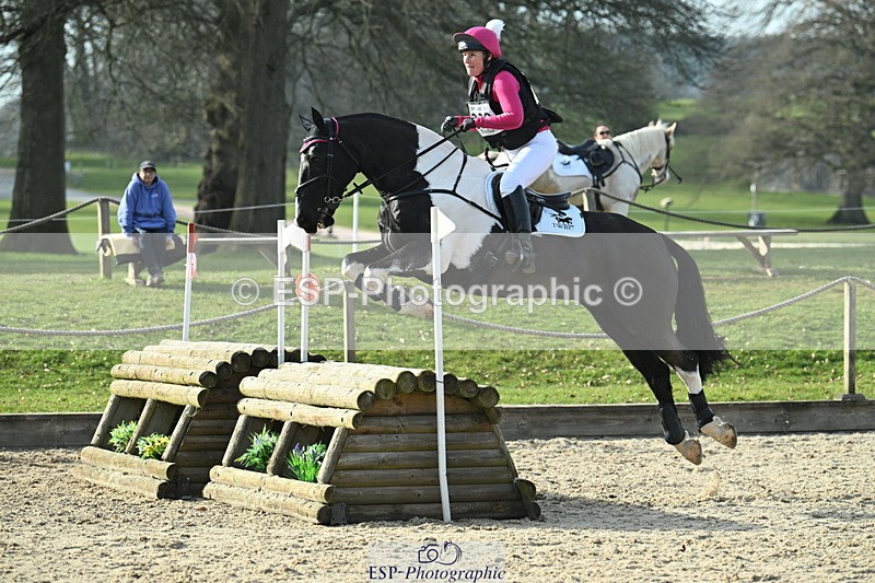 250309A-151151-01879 - Cls 03 90cm 15.05 to End