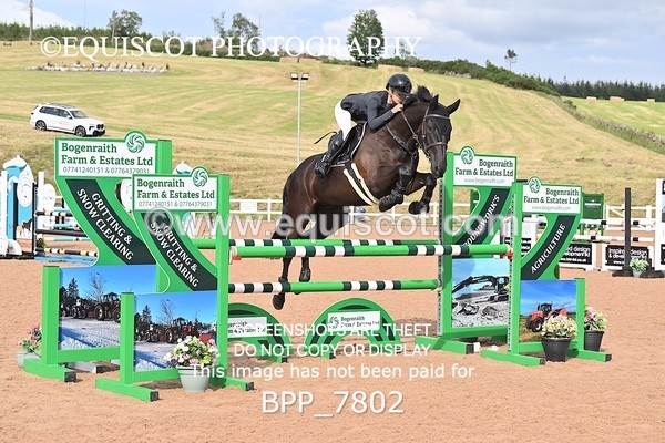 BPP_7802 - CLASS 16 FRI GFS Saddles Senior Newcomers/1.10m Open