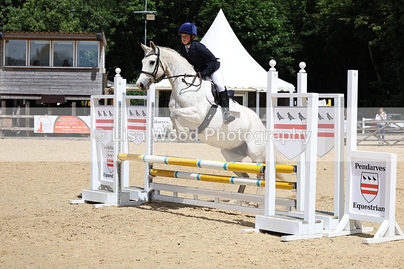 3E7A2371 - Class 4: 70 -75cm Part A