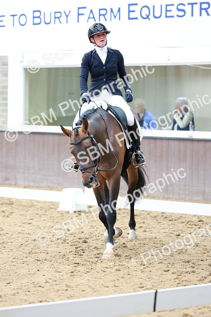 SBM_006822 - Class 6b - Novice 6 - 8.56-9.24