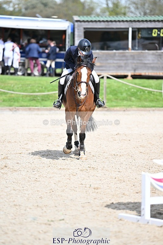 240413-121602-00906 - Cls 5+6 80cm Start to 1pm