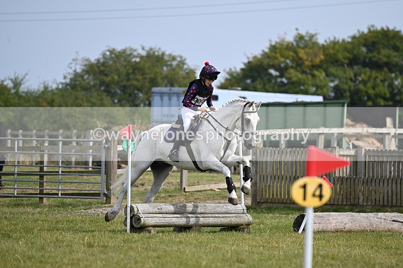 WJ6_1054 - 60cm XC Time 12:34 to 12:54