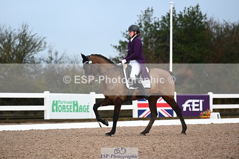 240218A-091812-05079 - 151-NICOLA.KAYES-BOSS.X