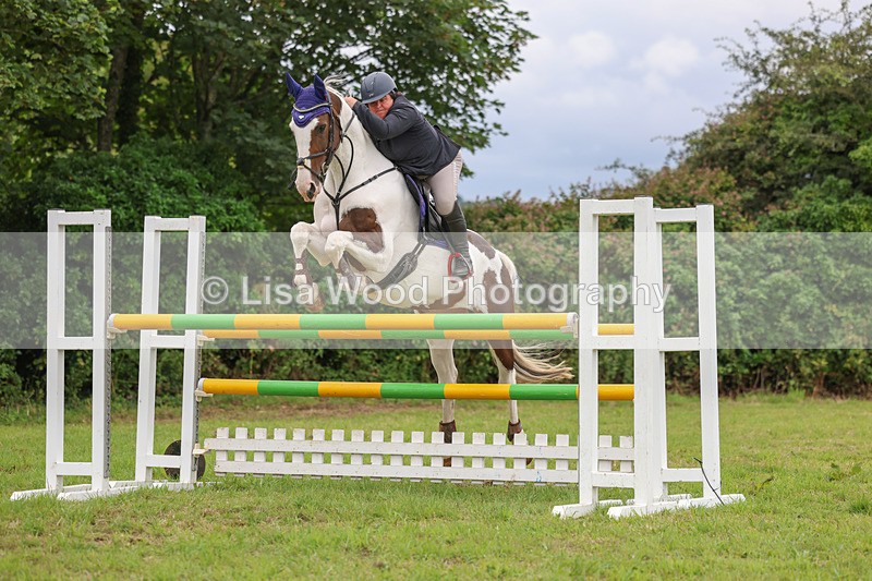 3E7A8006 - Class 7: Senior Newcomers/1.10m open