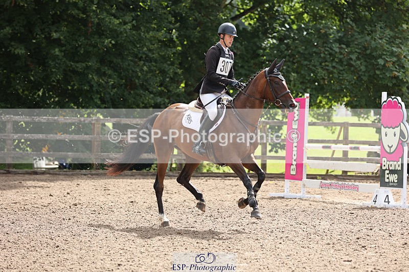 240804-104257-11235 - 307-Tom_Rowland-VALERIA