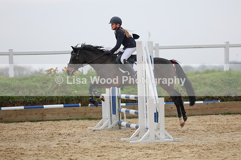 3E7A8411 - Class 13: Pony British Novice/80cm open