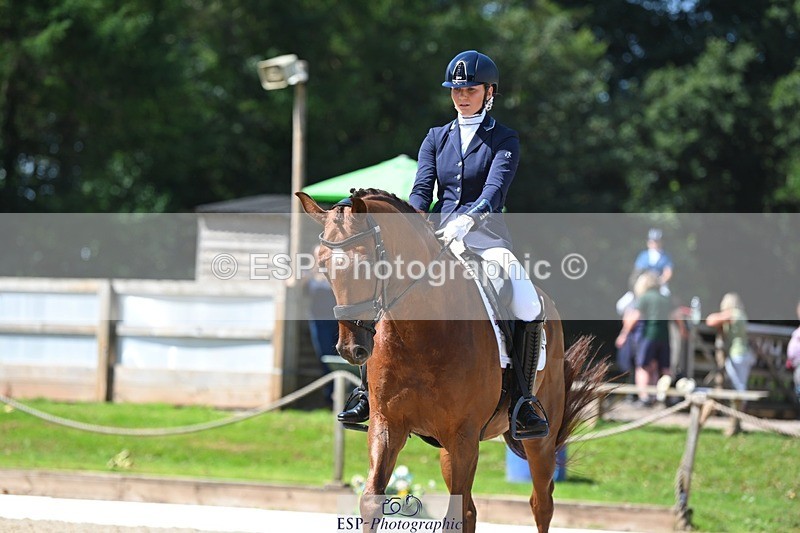 230811-115356-01107 - Cls 4 Adv Medium Silver