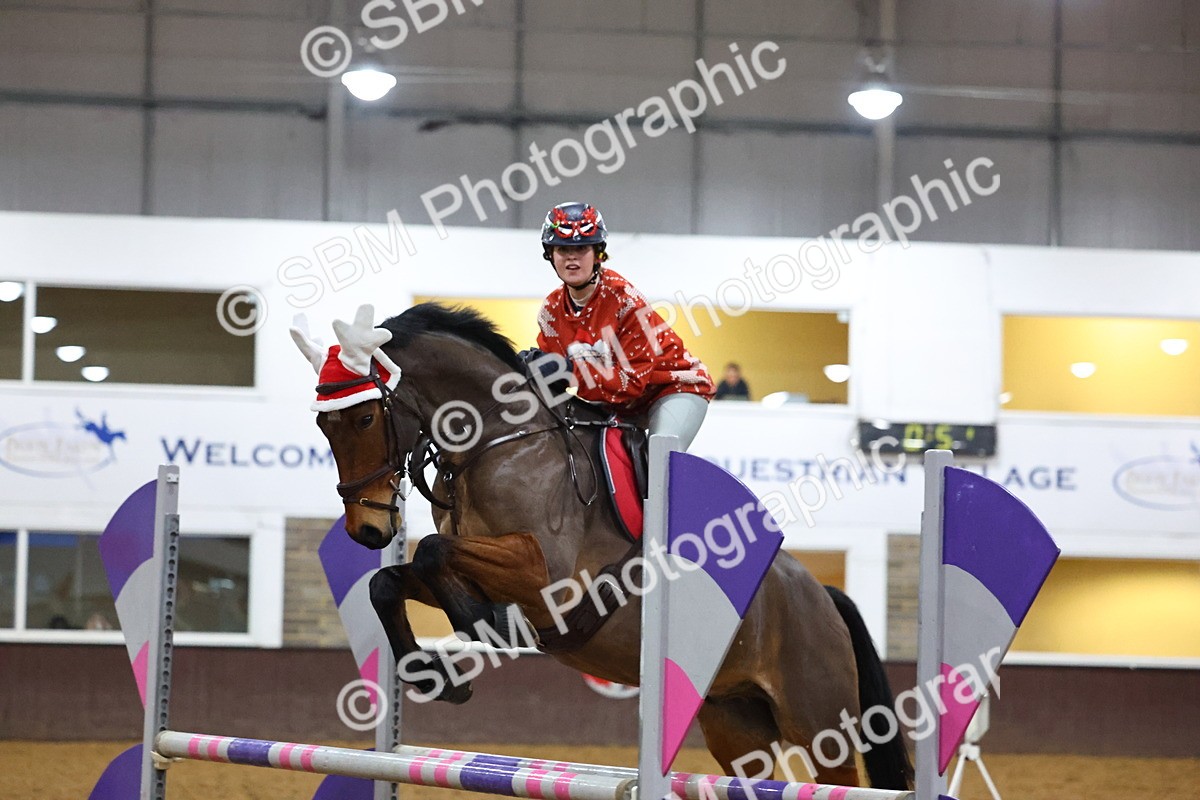 SBM_003349 - Class 8 - Christmas Jumpers 1.10m