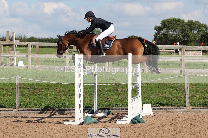 230915A-150600-02916 - Cls 5 National 1.40m