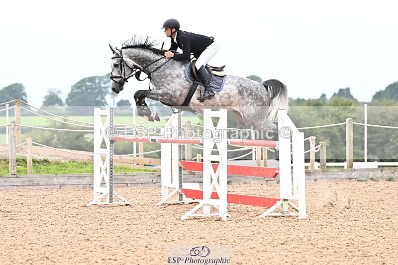 240828A-155125-01219 - Cls 5 Snr Foxhunter and 1.20m Open