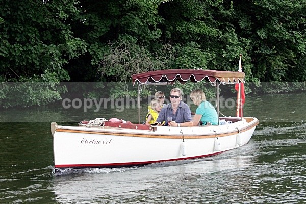 090704 ELECTRIC EEL IMG_1728 - HENLEY REGATTA  SATURDAY 4th JULY 2009