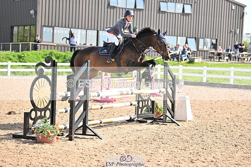 240509A-100747-00364 - Cls 1 British Novice and 90cm Open