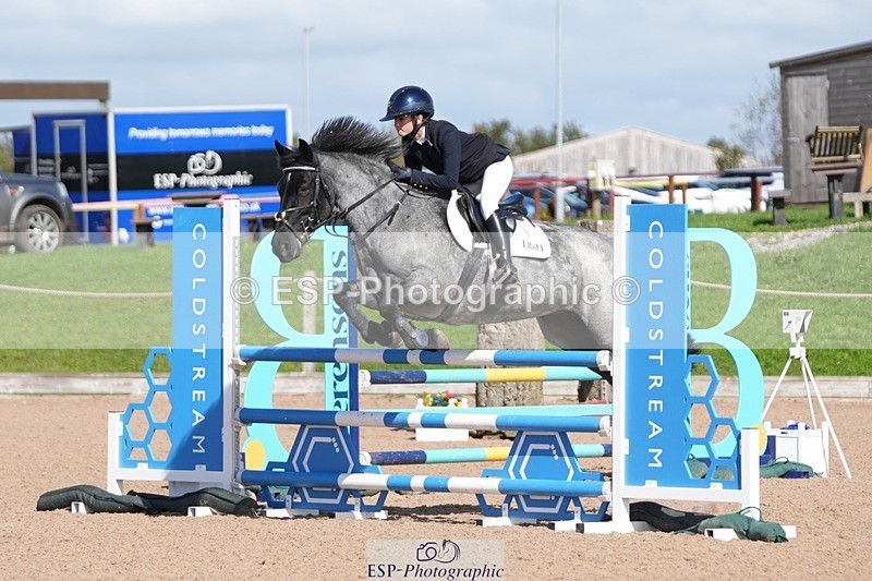 250921-113601-02501 - Cls 6 Pony Newcomers and 1m