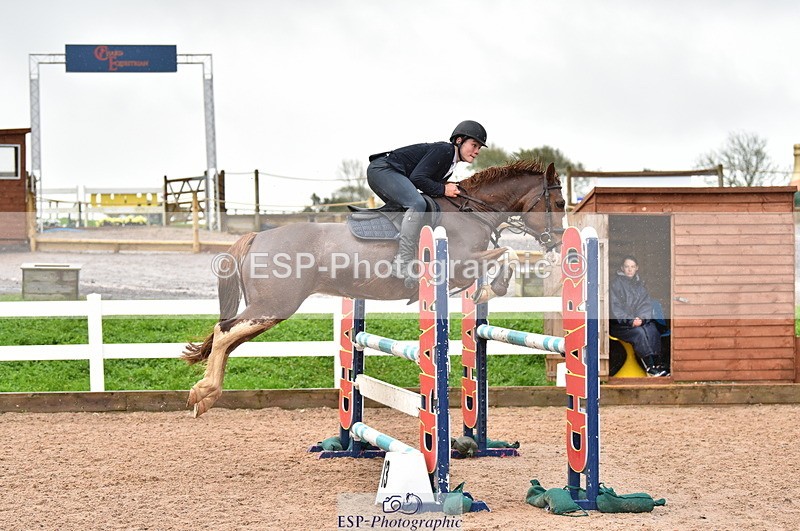 231028A-140556-01822 - Cls 5 Foxhunter & 1.10m Open