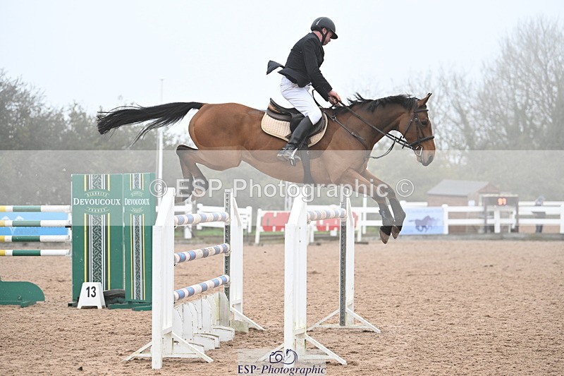 241102A-144602-05668 - SAT Cls 16 Winter 1.25 Jump Off