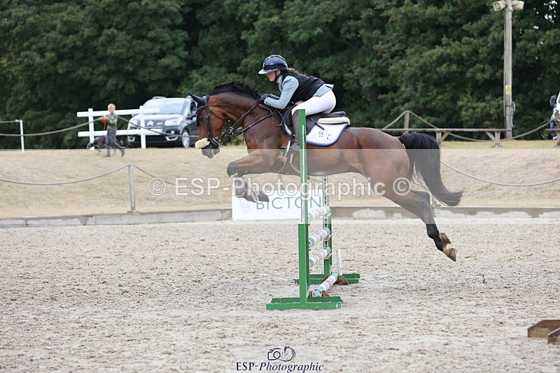 250829A-120210-01535 - Cls 7 British Novice and 90cm