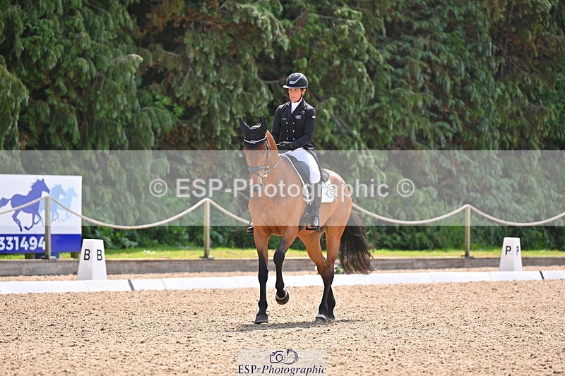 250523A-121556-06501 - D-476-Caroline.Powell-TIK.TOK