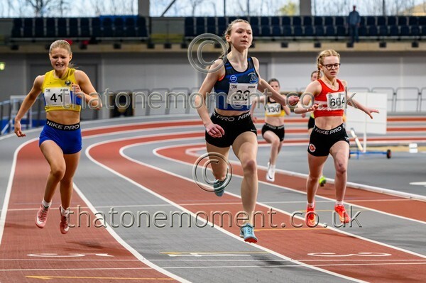 AgeInd25SAT-911650 - Track Female Set Two