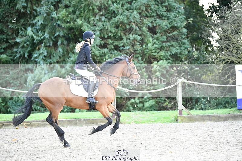 251004A-151153-01722 - Classes 8 & 9 70cm