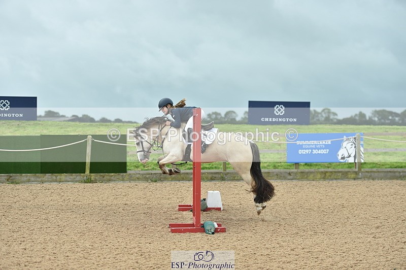 230819A-095608-00114 - Cls 36 Stepping Stones 128cm + 138cm