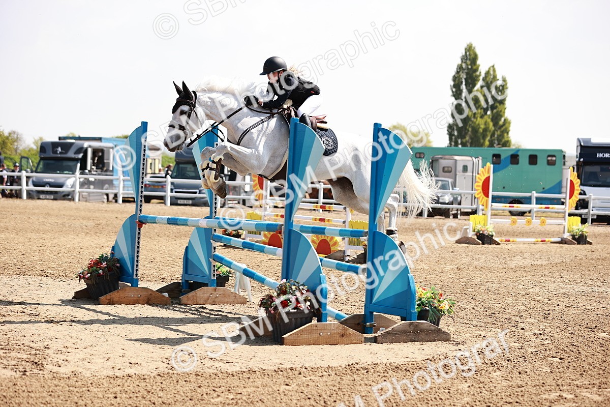  - Class 23 - Senior 1.05m