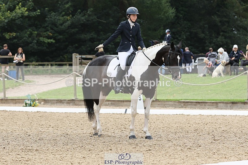 240810-114533-02950 - 189-Emma.Jenkinson-Fleur.C