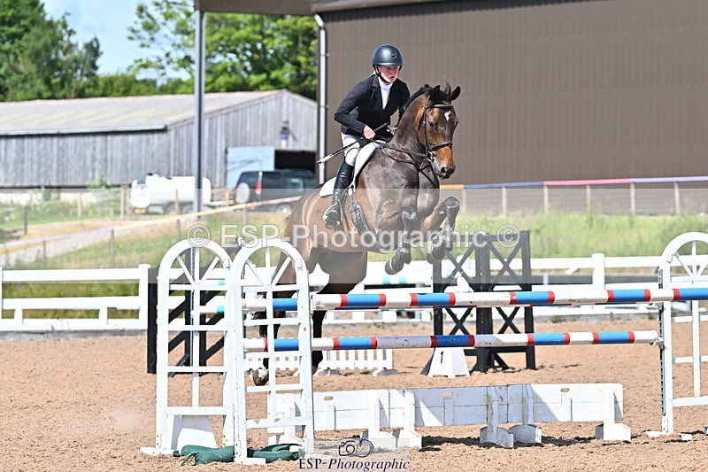 240619A-155213-01019 - Cls 5 Snr Foxhunter and 1.20m Open