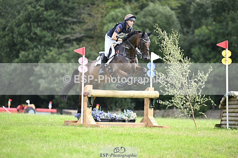 240804-103138-10547 - 401-Max_Forster-HHS_LEACOURT_CAVALIER