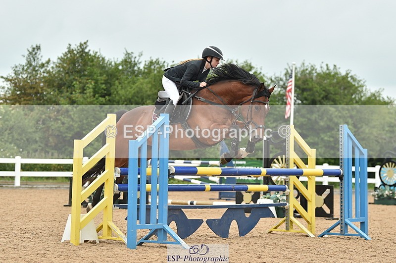 230611A-113108-04802 - Cls 33 95cm Amateur Qualifier