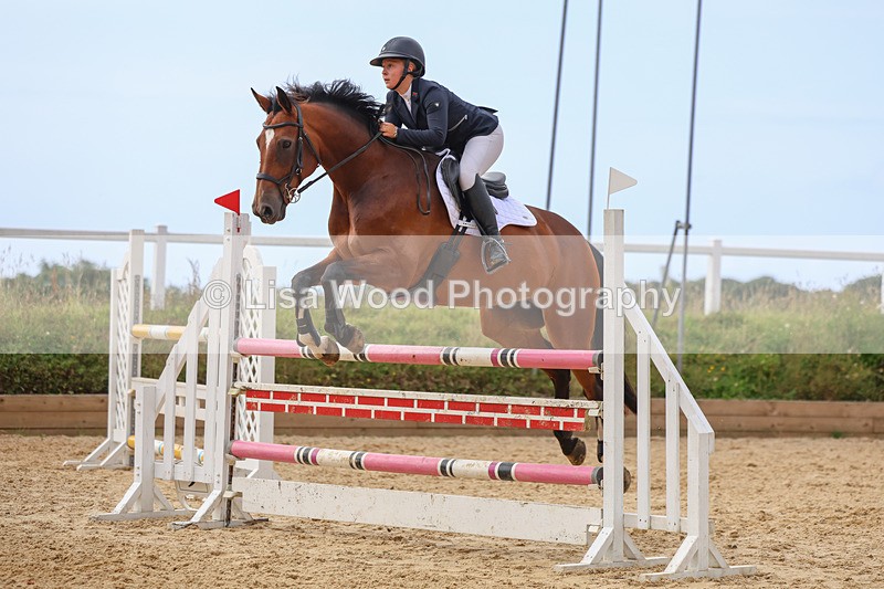 3E7A1784 - Class 13: Senior Newcomers/1.10m open