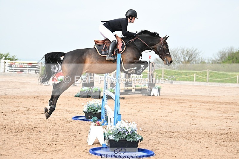 250425-100200-08093 - Cls 2 - 2 Star Small Tour