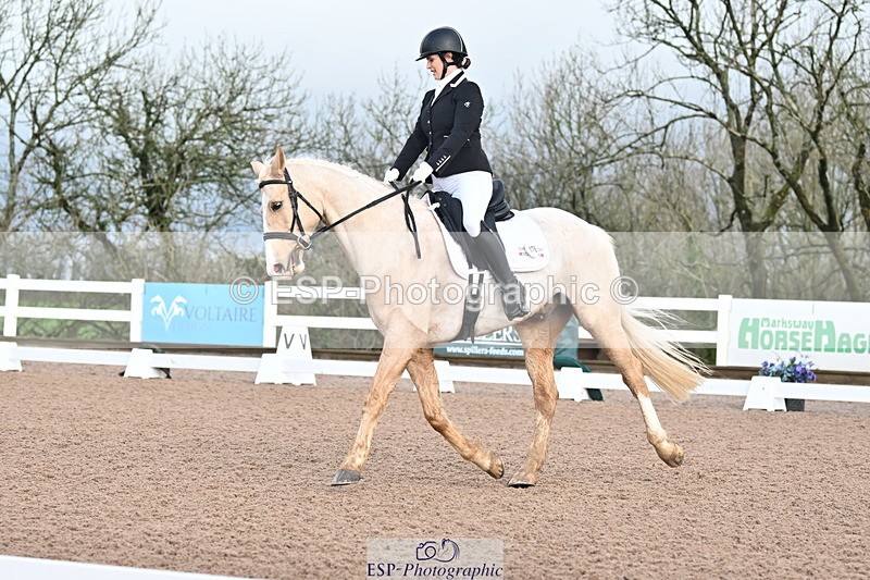 240218A-094307-04822 - 176-Kim.Walker-Dom.Perignon