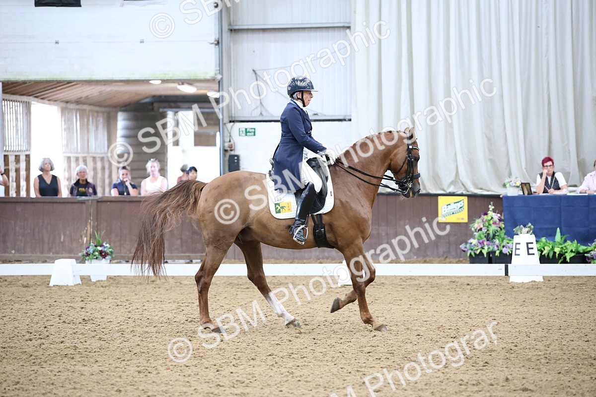 SBM_004748 - Class 9 - FEI Inter 1 Gold - 16.59-17.47