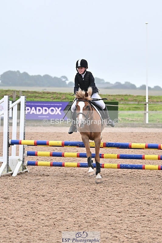 240813-185814-00816 - Classes 5 A&B & 6 80cm