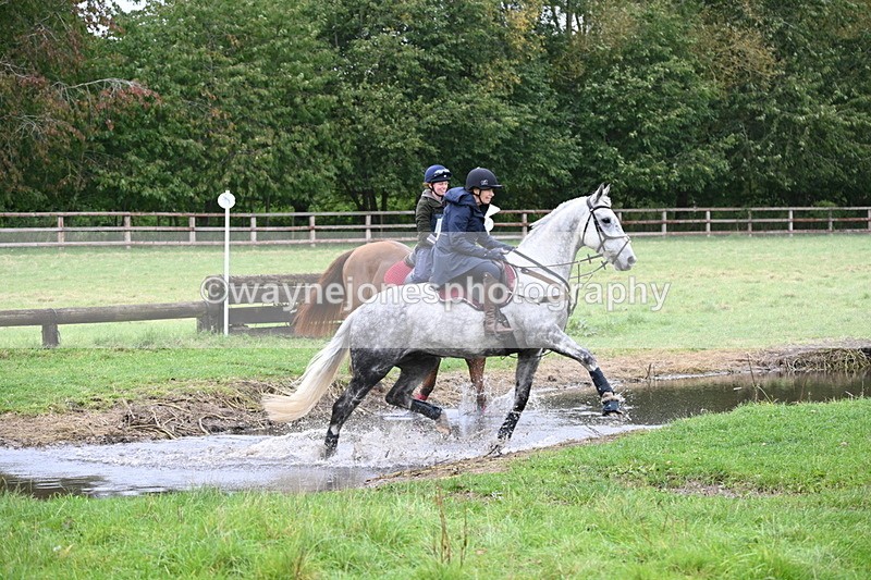 WJ6_2819 - Time at Photographer 11:01 to 11:20