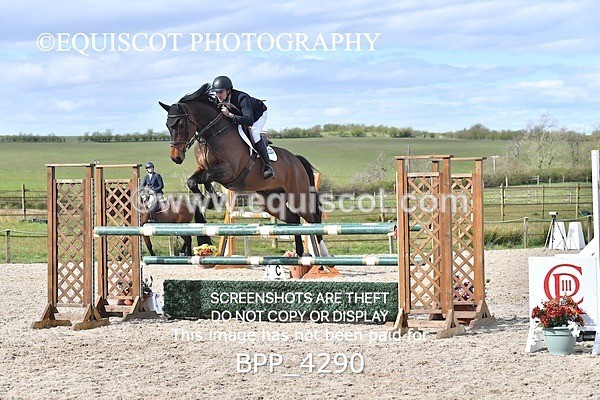 BPP_4290 - CLASS 8 FRI Senior Foxhunter/ 1.20m Open