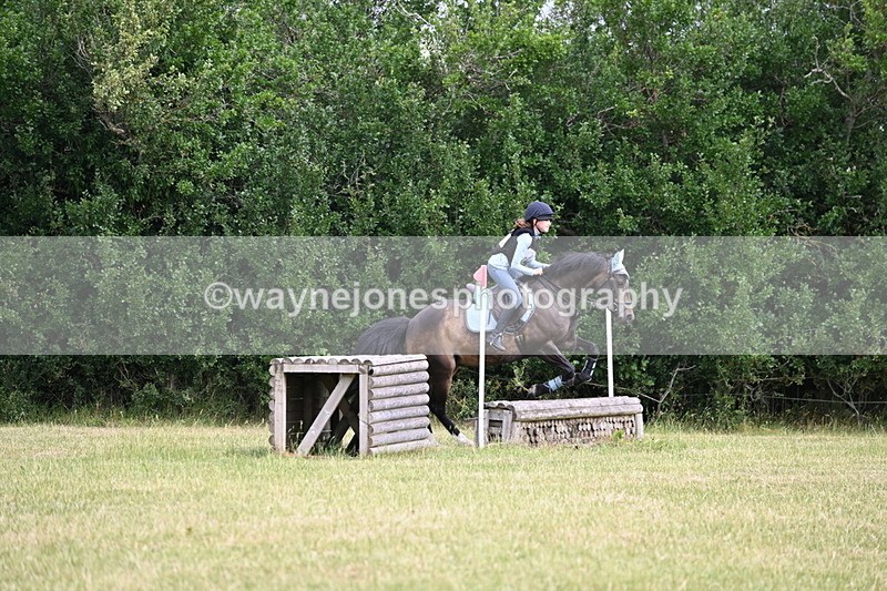 WJ6_6357 - 60cm XC Time 10:17 to 10:49